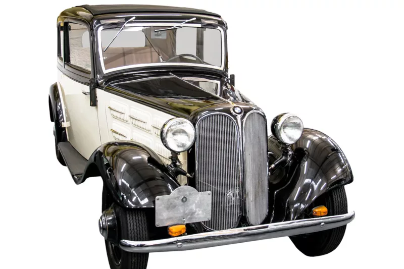 restauration de véhicule de collection avec peinture automobile professionnelle